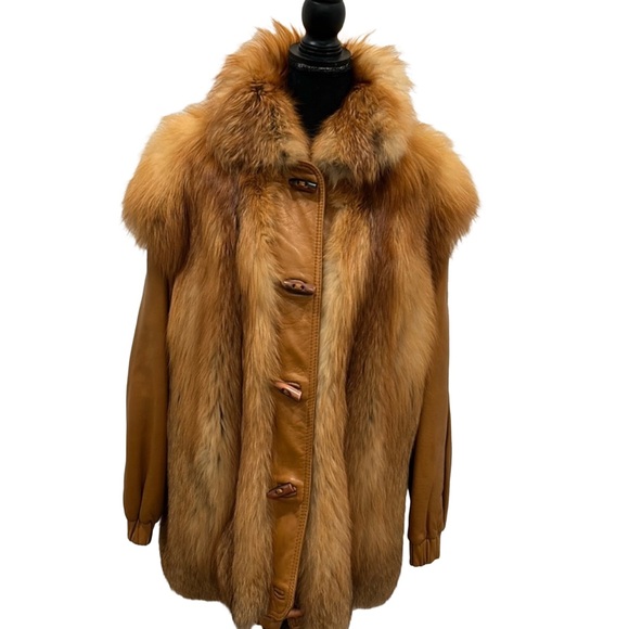 Red Fox fur jacket - Picture 1 of 8